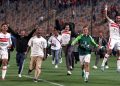 لاعبو الزمالك يحتفلون مع الجماهير