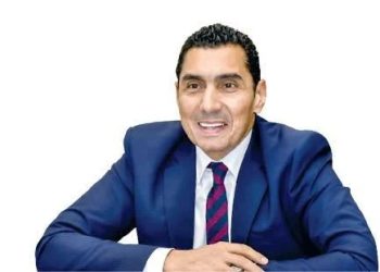 وزير الشباب والرياضة