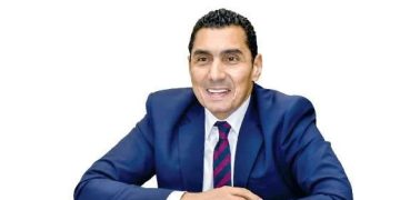وزير الشباب والرياضة